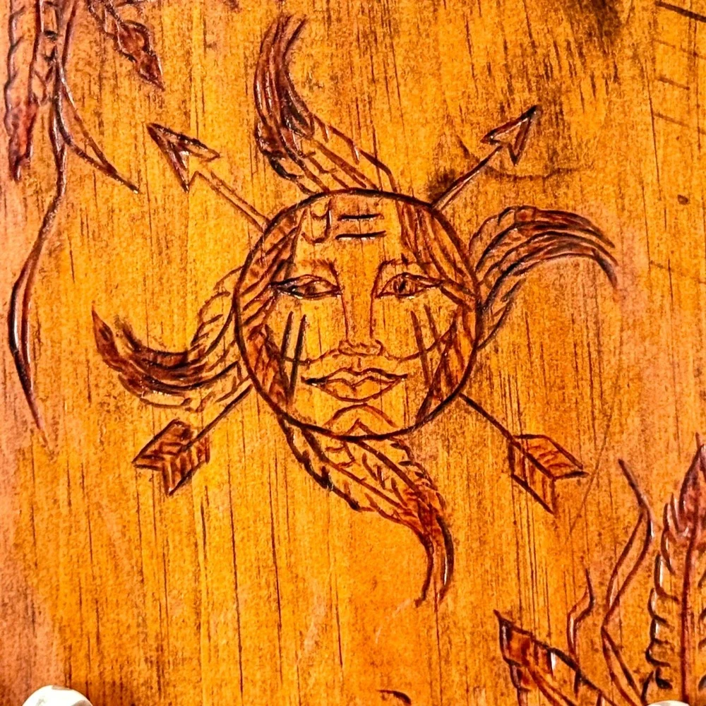 Hand Carved Wood Wall Art Sun Face‎ Feathers Arrows Native American Style 2003